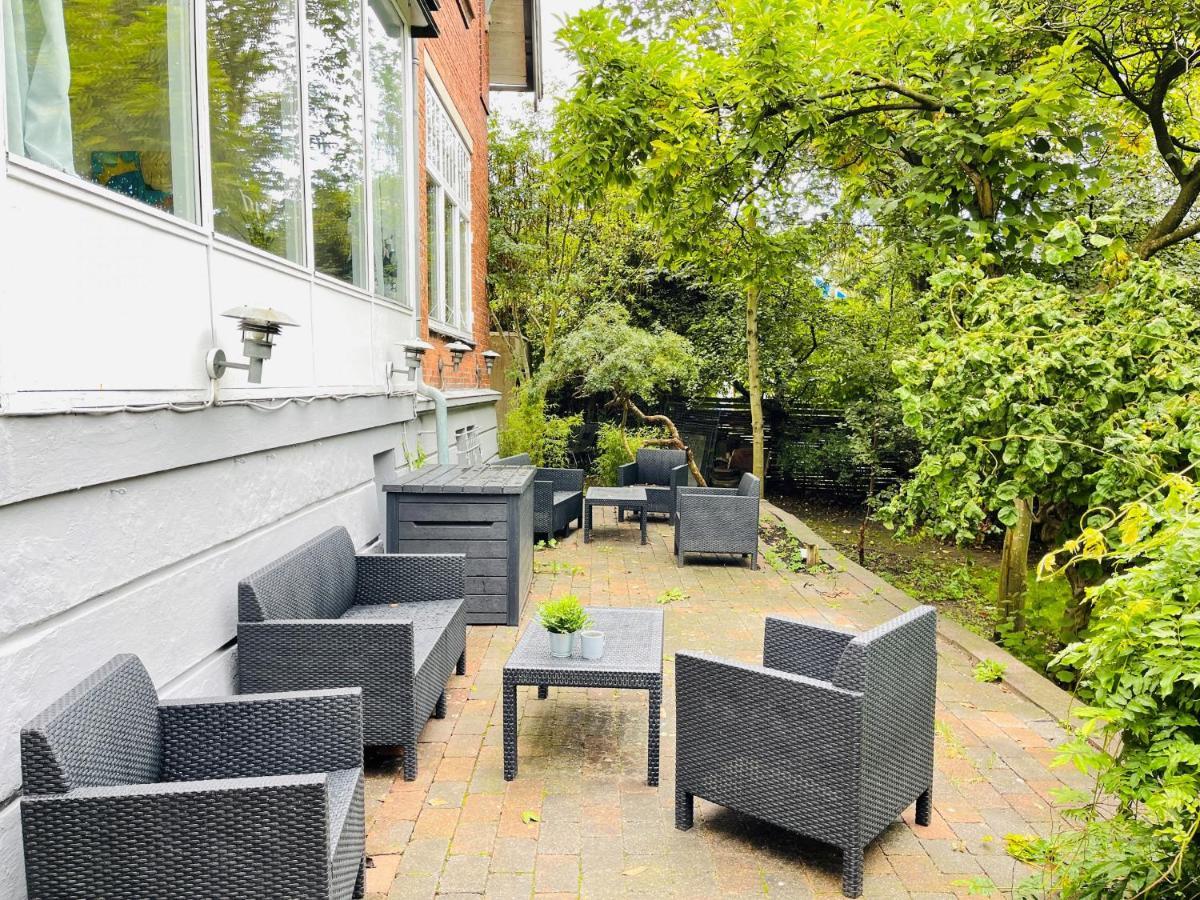 Aday - Aalborg Mansion - Big Apartment With Garden Zewnętrze zdjęcie